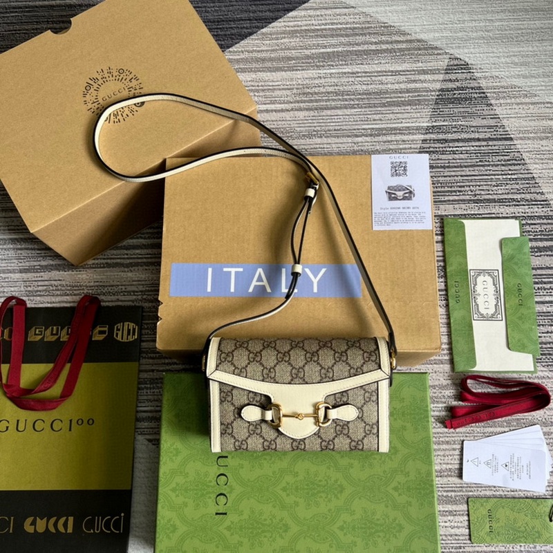 Gucci Handbags 138